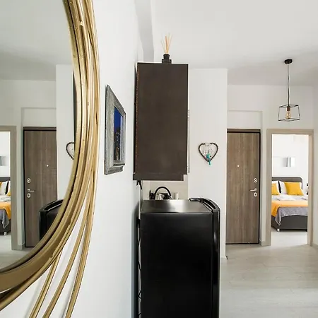 شقة Deluxe Town Hall Square Flat In Historical Center 3 Corfu (city)