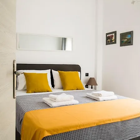 Deluxe Town Hall Square Flat In Historical Center 3 شقة