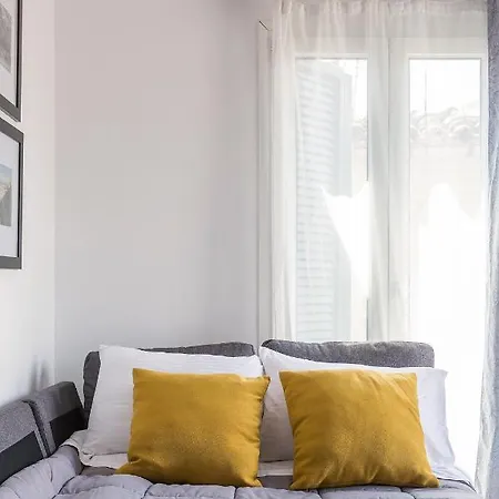 Deluxe Town Hall Square Flat In Historical Center 3 Apartamento