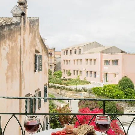 Deluxe Town Hall Square Flat In Historical Center 3 Apartamento *