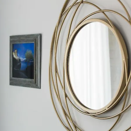 Apartment Deluxe Town Hall Square Flat In Historical Center 3